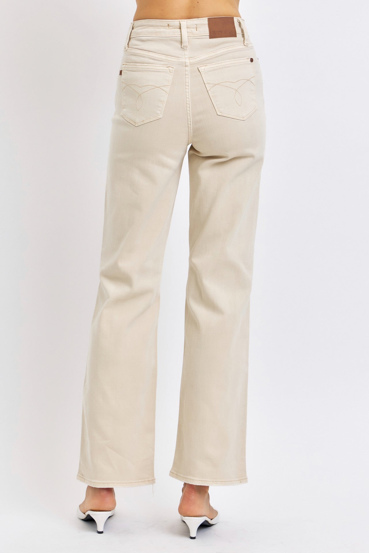 Judy Blue Bone Distressed Knee 90's Straight Leg Jeans