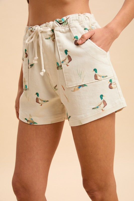Mallard Duck Print Drawstring Relaxed Fit Shorts