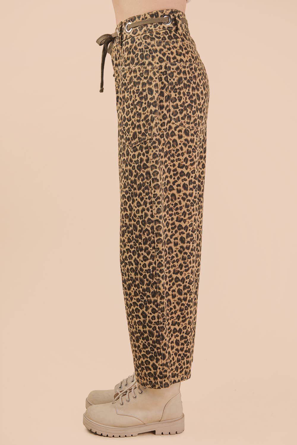 Leopard Printed Barrel Pants