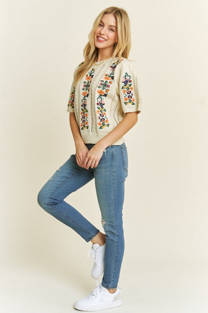 Cute Floral Embroidery Casual Pullover Sweater