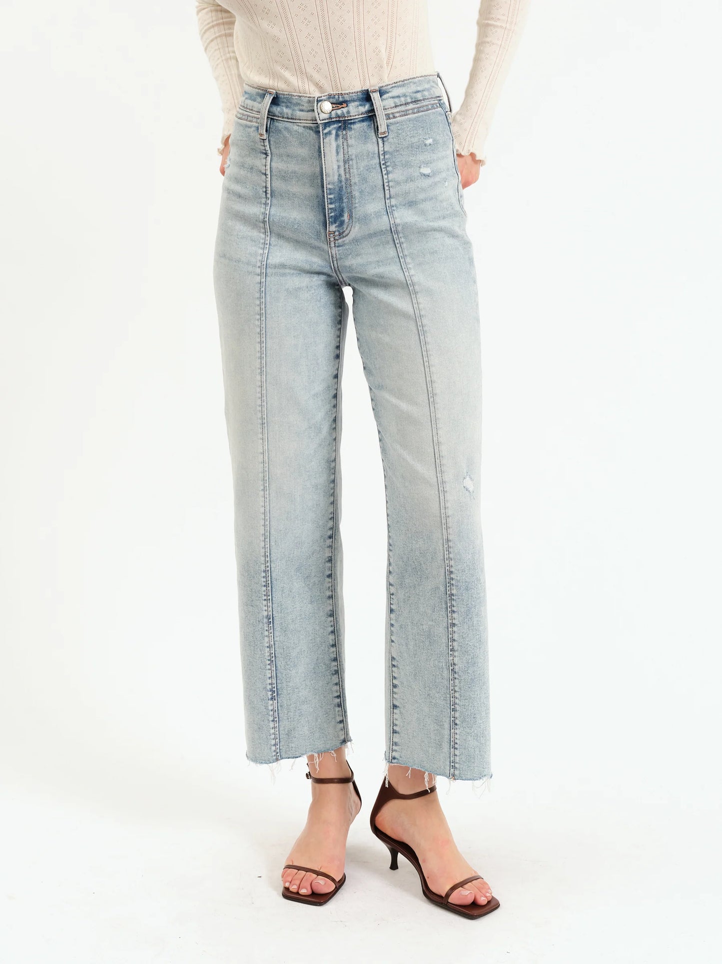DAZE Pleaser Wide Leg Ankle Jeans
