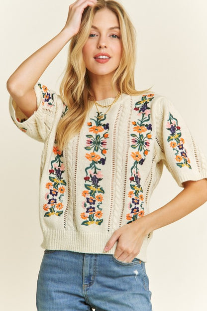 Cute Floral Embroidery Casual Pullover Sweater