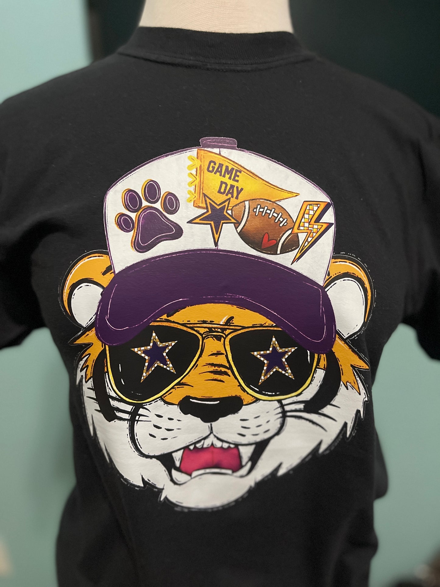 Trucker Hat tiger Tee