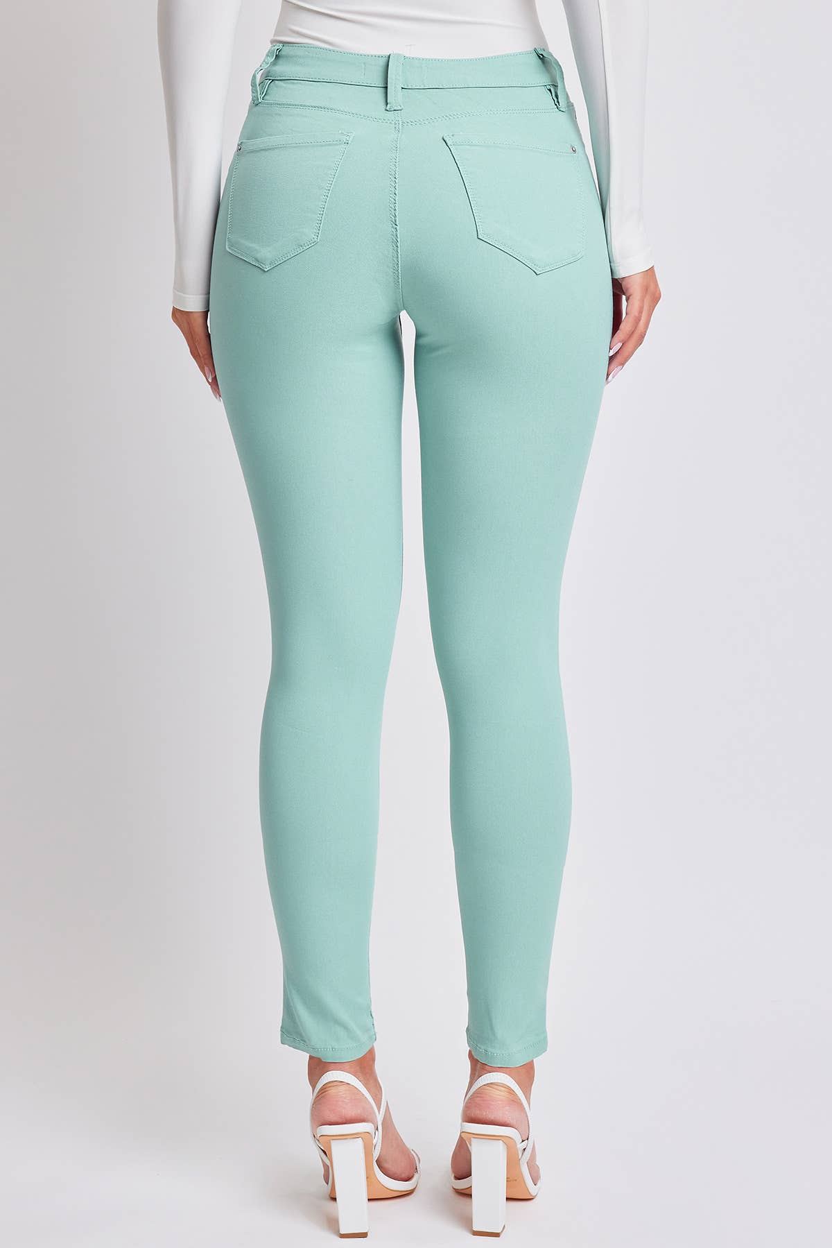 Skylight Hyperstretch Mid-Rise Skinny Jean