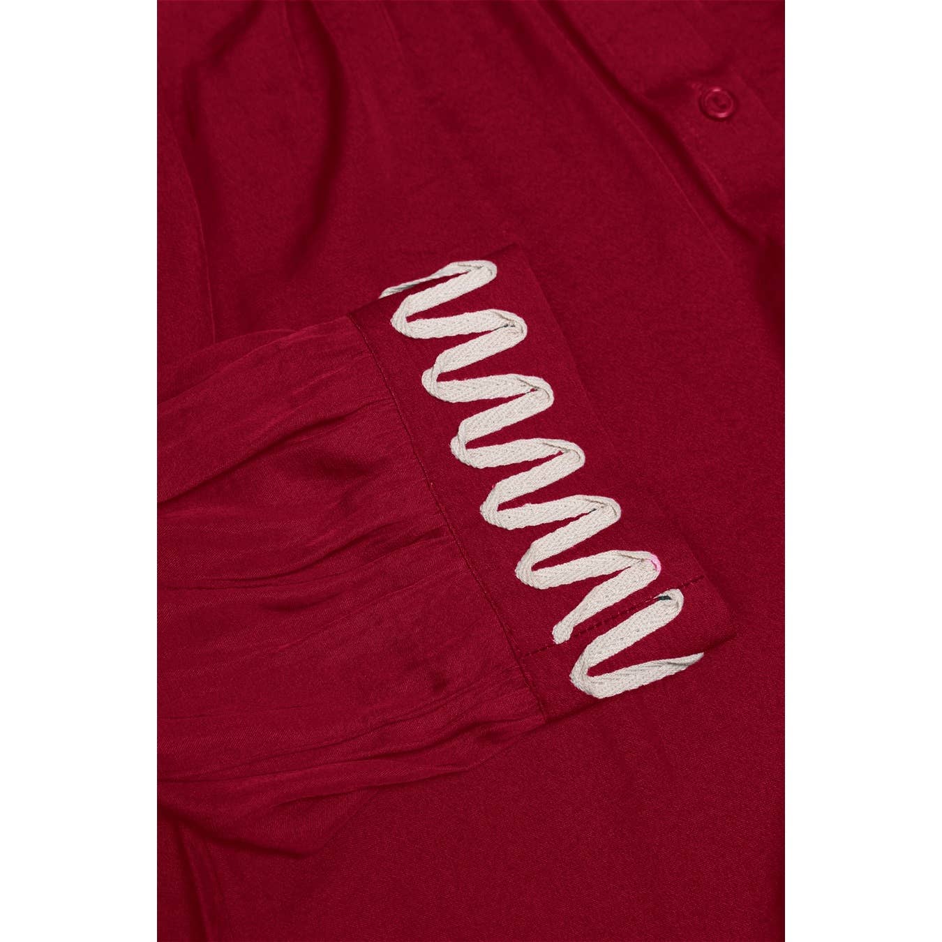 Abstract Applique Popover Blouse