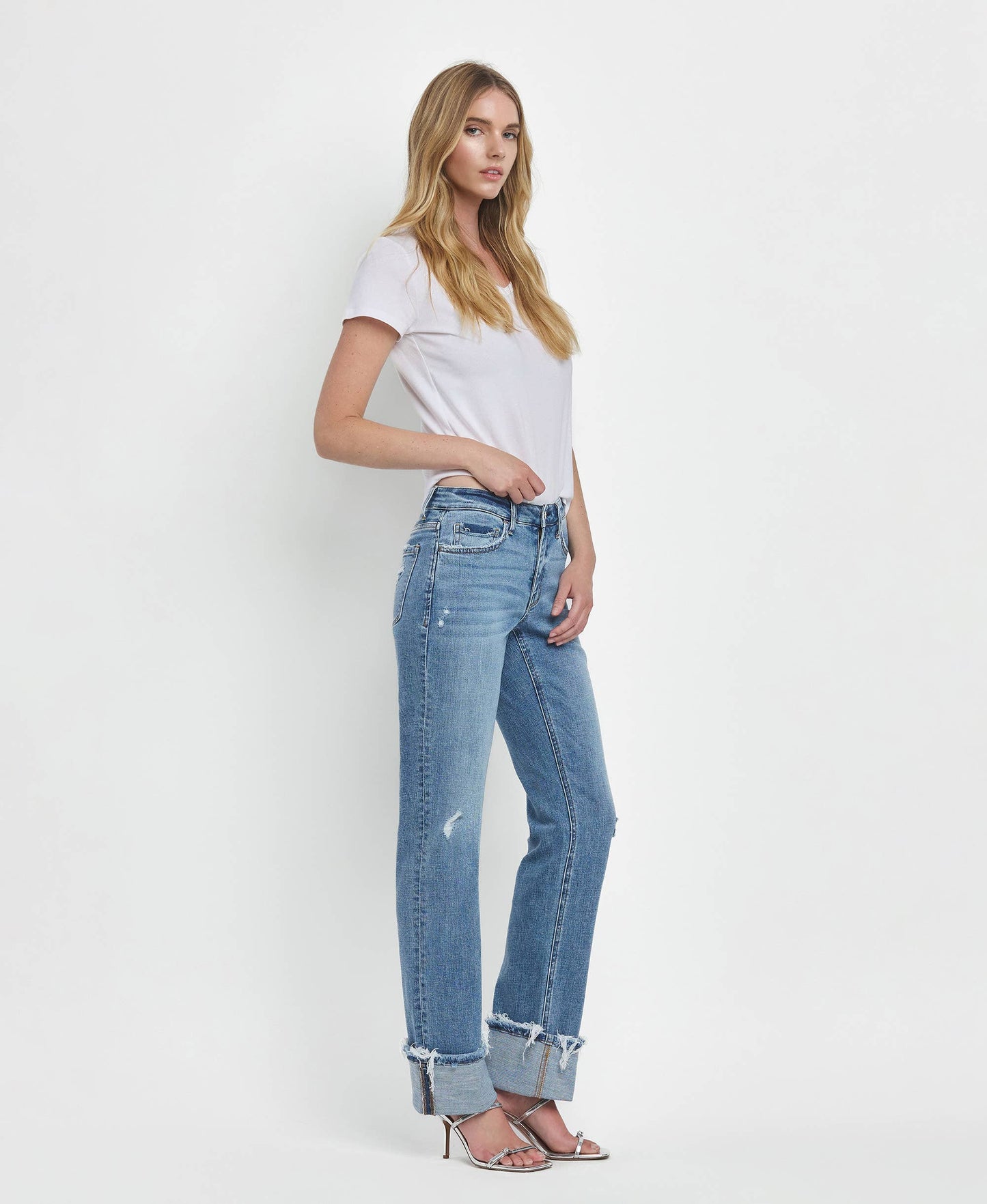 Mid Rise Cuffed Straight Jeans