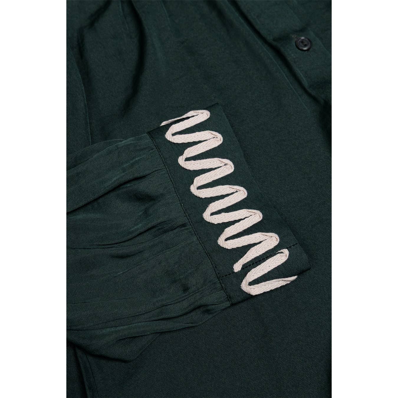 Abstract Applique Popover Blouse